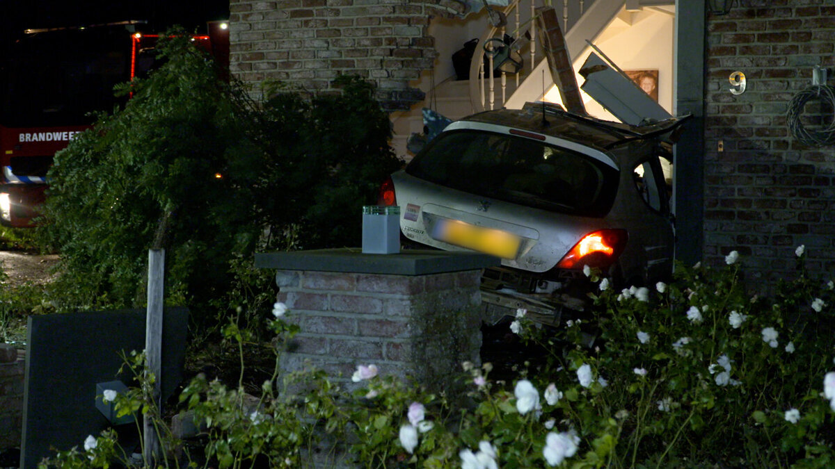 2025.10.04 Auto rijd woning binnen Havikdijk.00_00_05_20.Still001.jpg