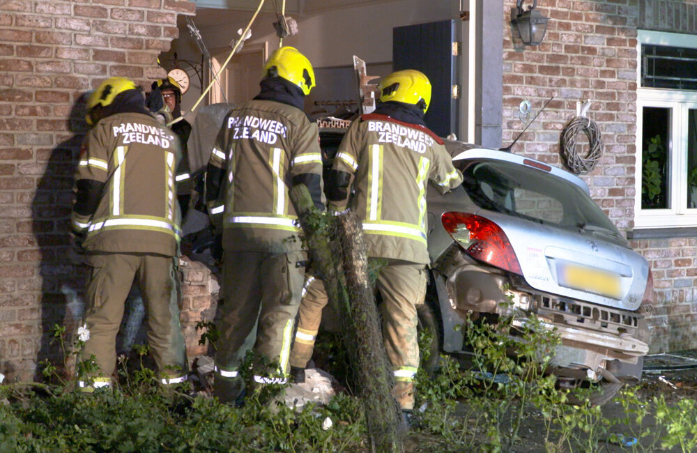 2025.10.04 Auto rijd woning binnen Havikdijk.00_00_28_10.Still008.jpg