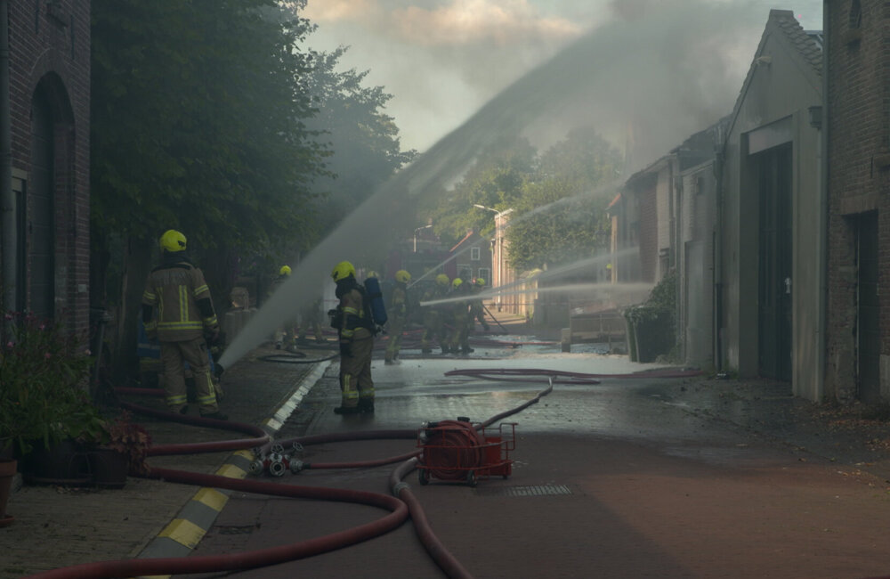 2025.08.24 Grote brand centrum IJzendijke.00_00_12_14.Still002.jpg